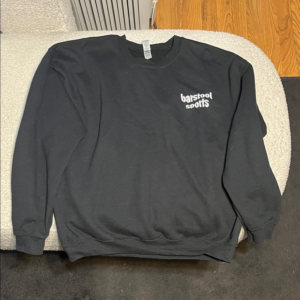Gildan Black Crewneck Men's Sweater